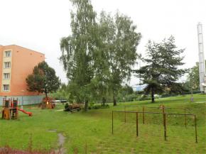 3+1 s balkonem, OV, 74 m2, Sdlit, Velen.