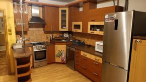 Podkrovn 3+kk, 93 m2, Skuherskho, esk Budjovice