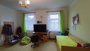 3+1 se zahradou, Jungmannova, esk Velenice