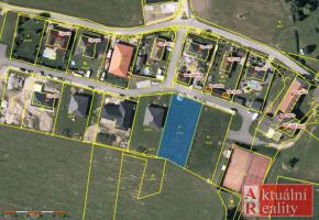 Stavebn� pozemek Slav�e, 1269 m2